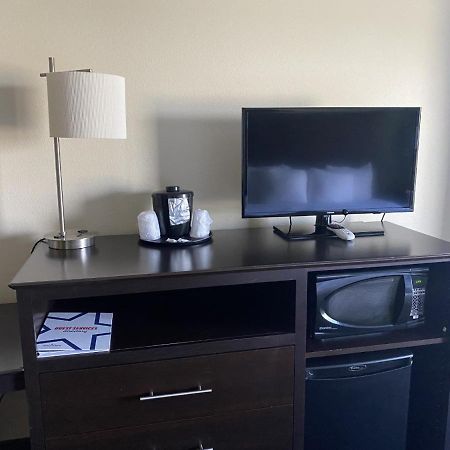 Americinn By Wyndham Hartford Sd Екстер'єр фото