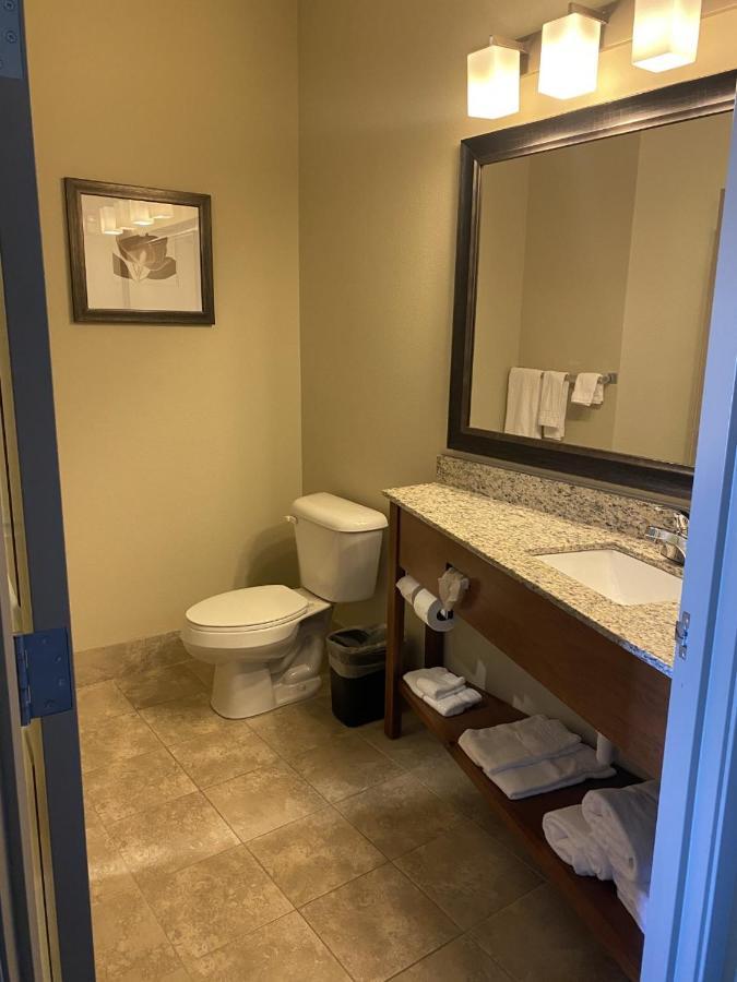 Americinn By Wyndham Hartford Sd Екстер'єр фото