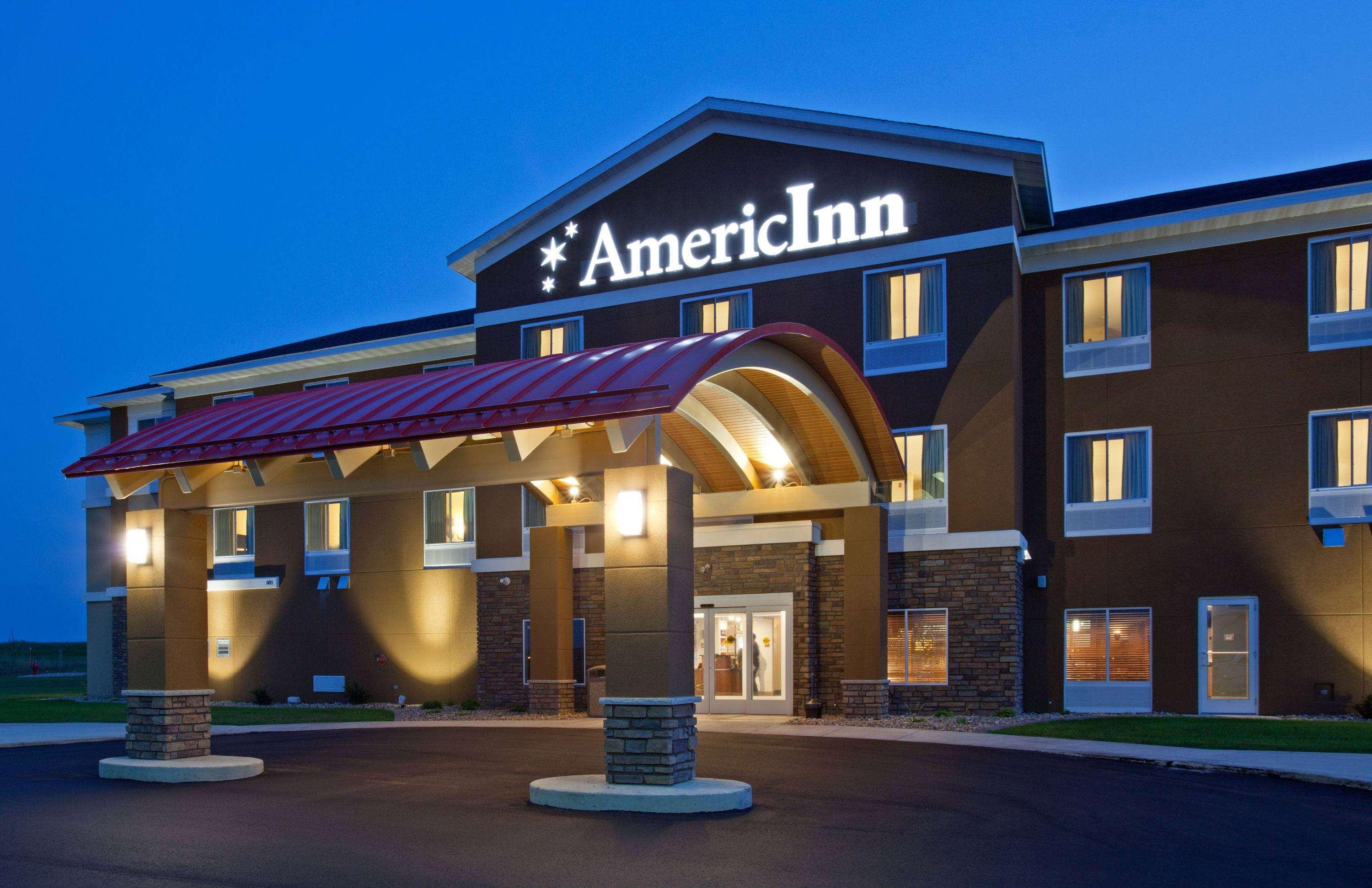Americinn By Wyndham Hartford Sd Екстер'єр фото